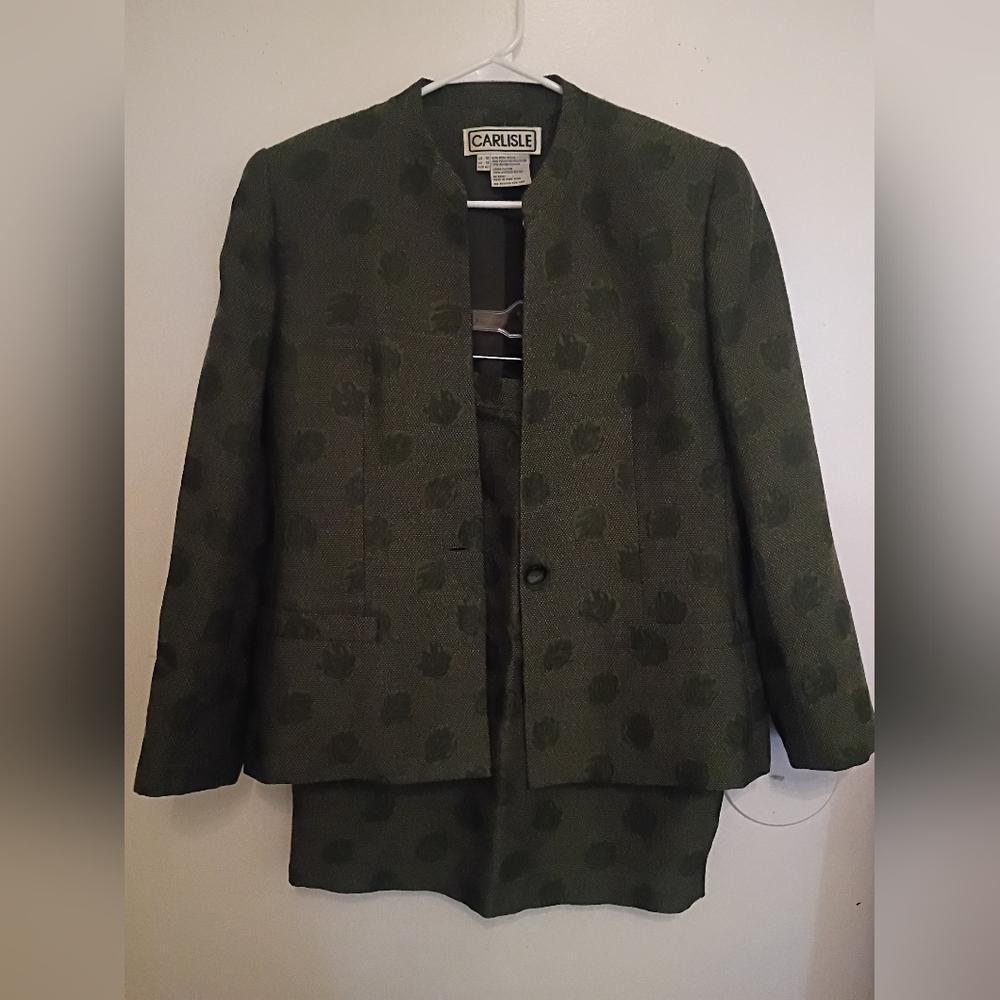 Carlisle Elegant Women's Green Blazer and Skirt Set Sz 10 Jacket Sz 8 Skirt